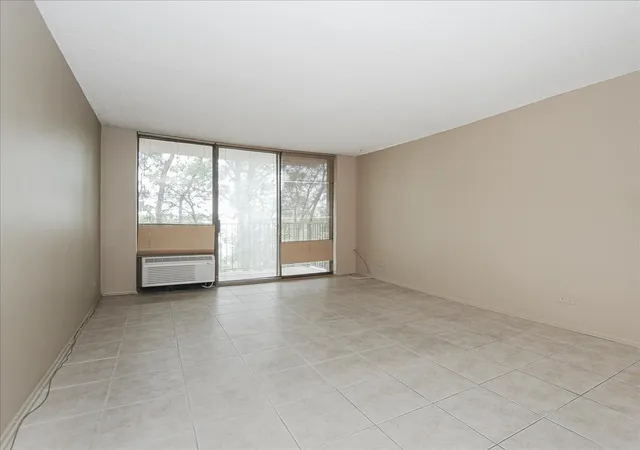 Photo 2 of Condo for sale at 2000 Saint Regis Dr #6J, Lombard, IL 60148 | MLS# 12687311 | Listing updated on 2026-09-13
