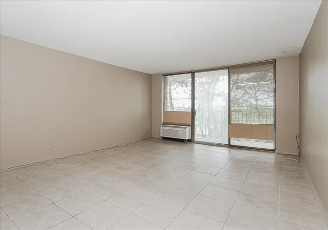 Photo 3 of Condo for sale at 2000 Saint Regis Dr #6J, Lombard, IL 60148 | MLS# 12687311 | Listing updated on 2026-09-13