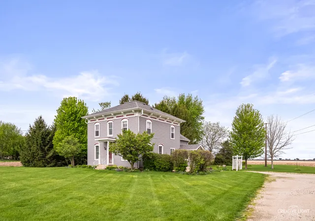 Photo 3 of Single family home for sale at 44w698 Scott Rd, Sugar Grove, IL 60554 | MLS# 12687423 | Listing updated on 2026-08-02