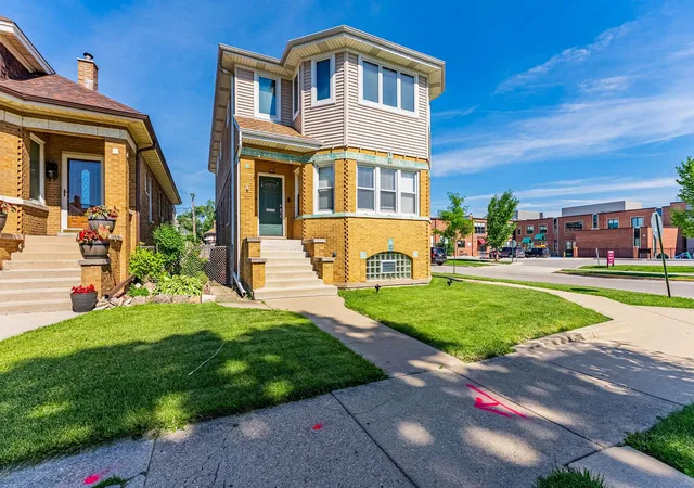 2nd image of 2901 N 76th Ct, Elmwood Park, IL 60707 | MLS# 12687475