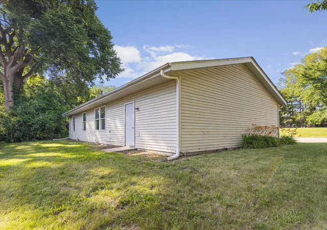 Homes for sale in Rockford, IL | 712 Cherry St, Rockford, IL 61101 | MLS# 12687503