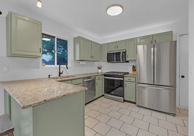 Homes for sale in Lake In The Hills, IL | 794 White Pine Cir, Lake In The Hills, IL 60156 | MLS# 12687570