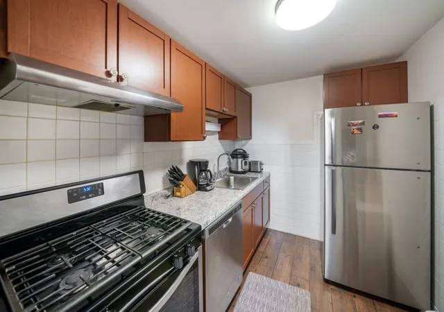 Homes for sale in Schaumburg, IL | 1460 Fairlane Dr #307, Schaumburg, IL 60193 | MLS# 12687586