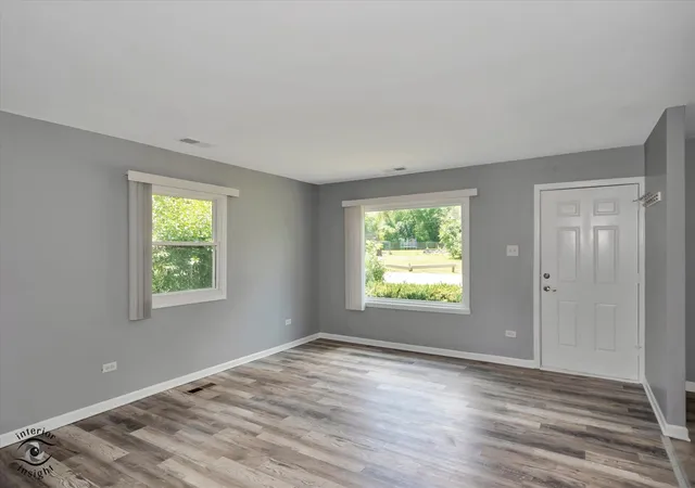 4th image of 1947 Beacon Blvd, Chicago Heights, IL 60411 | MLS# 12687605