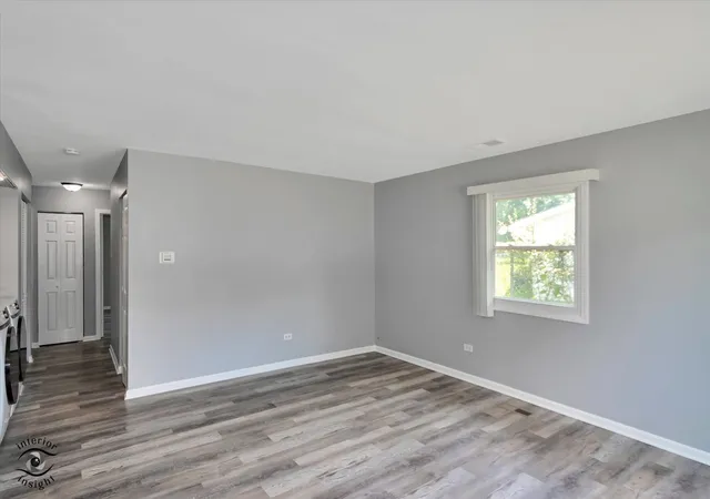 5th image of 1947 Beacon Blvd, Chicago Heights, IL 60411 | MLS# 12687605