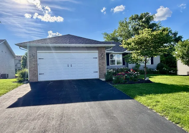 Homes for sale in Machesney Park, IL | 6332 Crystal Brook Ln, Machesney Park, IL 61115 | MLS# 12687617