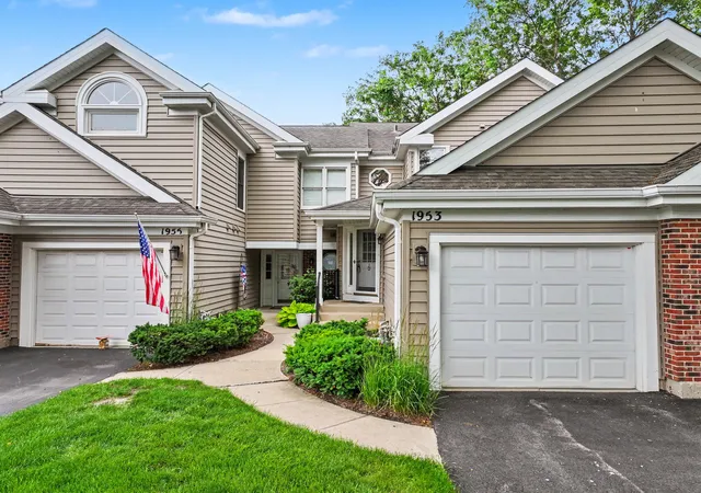 Photo 1 of Townhouse for sale at 1953 N Coldspring Rd, Arlington Heights, IL 60004 | MLS# 12687628 | Listing updated on 2026-09-18