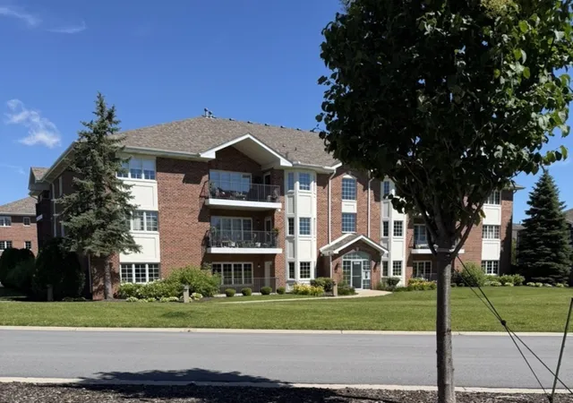 Photo 3 of Condo for sale at 13149 Forest Ridge Dr #3C, Palos Heights, IL 60463 | MLS# 12687650 | Listing updated on 2026-08-21