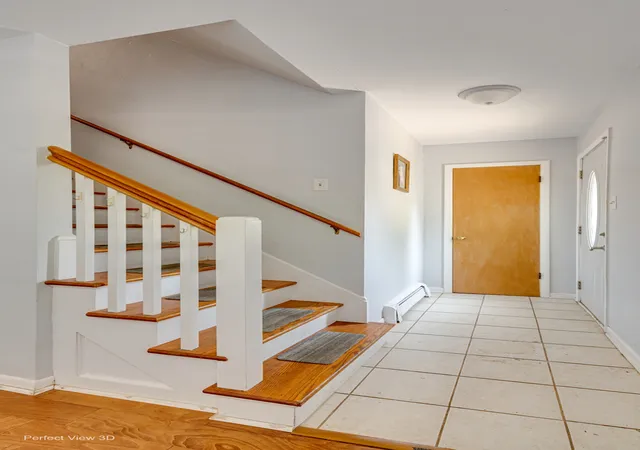 Photo 2 of Single family home for sale at 935 N Webster St, Naperville, IL 60563 | MLS# 12687673 | Listing updated on 2026-09-08