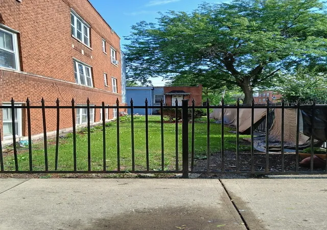 Homes for sale in Chicago, IL | 4157 W Crystal St, Chicago, IL 60651 | MLS# 12687682