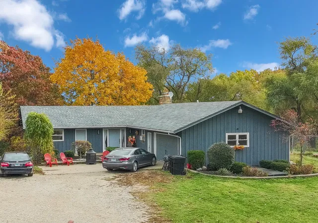 Photo 1 of Single family home for sale at 7822 N Pillow Hl Rd, Spring Grove, IL 60081 | MLS# 12687690 | Listing updated on 2026-06-24