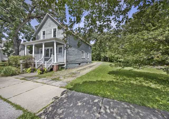 Homes for sale in Orland Park, IL | 14329 S Beacon Ave, Orland Park, IL 60462 | MLS# 12687780