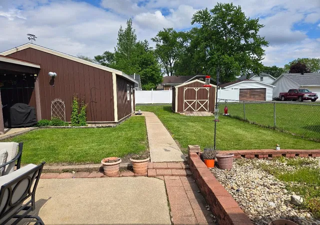 Homes for sale in Streator, IL | 1113 Johnson St, Streator, IL 61364 | MLS# 12687783