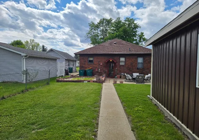 Homes for sale in Streator, IL | 1113 Johnson St, Streator, IL 61364 | MLS# 12687783
