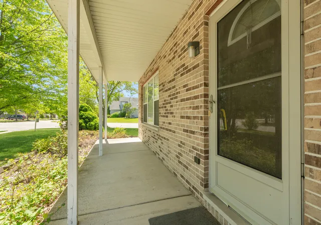 2nd image of 1401 Lasser Dr, Plainfield, IL 60586 | MLS# 12687796