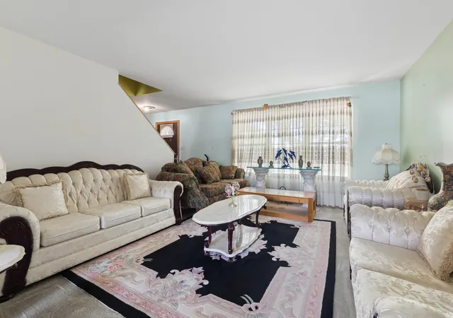 4th image of 1401 Lasser Dr, Plainfield, IL 60586 | MLS# 12687796
