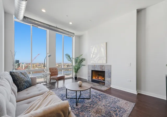 Homes for sale in Chicago, IL | 720 N Larrabee St #1711, Chicago, IL 60654 | MLS# 12687809