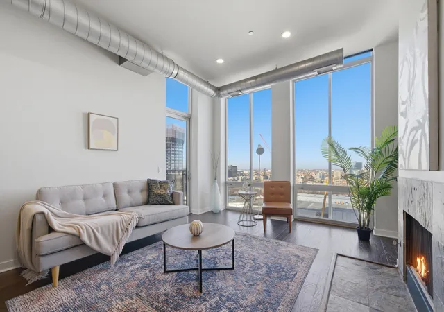Homes for sale in Chicago, IL | 720 N Larrabee St #1711, Chicago, IL 60654 | MLS# 12687809