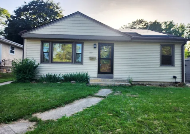 Homes for sale in Waukegan, IL | 314 S Orchard Ave, Waukegan, IL 60085 | MLS# 12687866