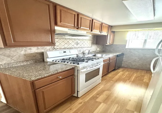 Homes for sale in Schaumburg, IL | 1460 Fairlane Dr #311, Schaumburg, IL 60193 | MLS# 12687880