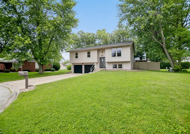 Homes for sale in Bourbonnais, IL | 440 Dover Turn, Bourbonnais, IL 60914 | MLS# 12687904
