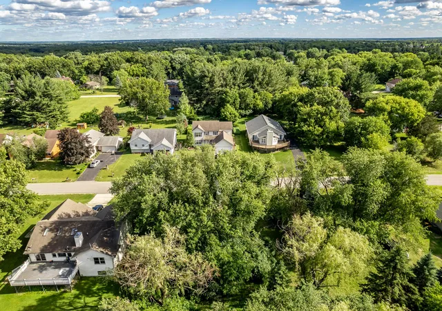 Homes for sale in Poplar Grove, IL | 306 Briar Cliff St Sw, Poplar Grove, IL 61065 | MLS# 12687918