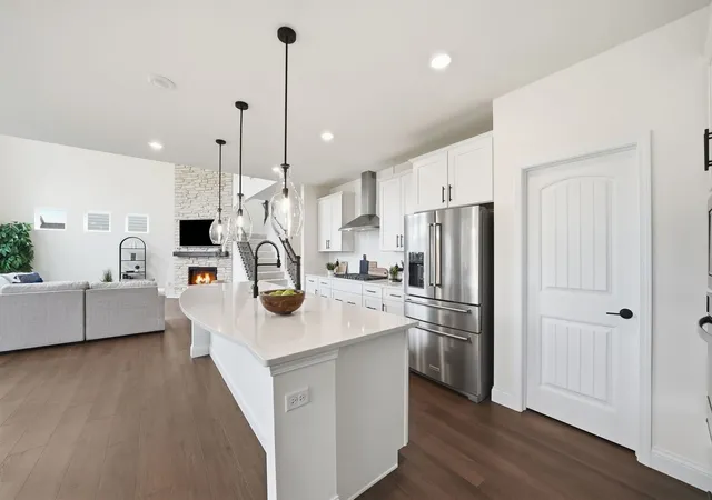 5th image of 6303 Julie Ct, Lisle, IL 60532 | MLS# 12687943