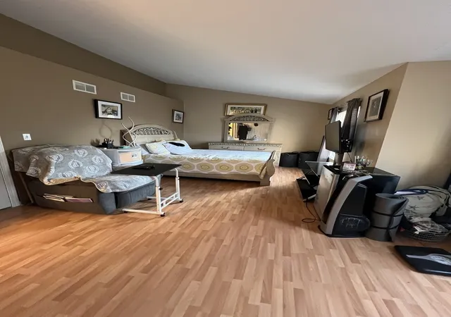 image of 523 Lowell Dr, South Elgin, IL 60177 | MLS# 12687947