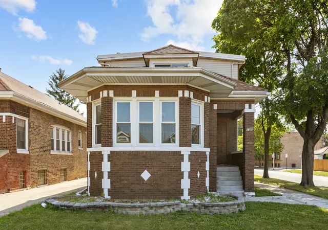 Photo 2 of Single family home for sale at 7759 S Wabash Ave, Chicago, IL 60619 | MLS# 12688010 | Listing updated on 2026-10-07