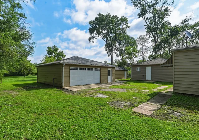 Photo 3 of Single family home for sale at 3944 183rd Street, Homewood, IL 60430 | MLS# 12688019 | Listing updated on 2026-08-14