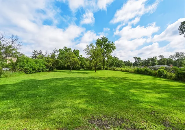Photo 3 of Single family home for sale at 3944 183rd Street, Homewood, IL 60430 | MLS# 12688019 | Listing updated on 2026-08-14