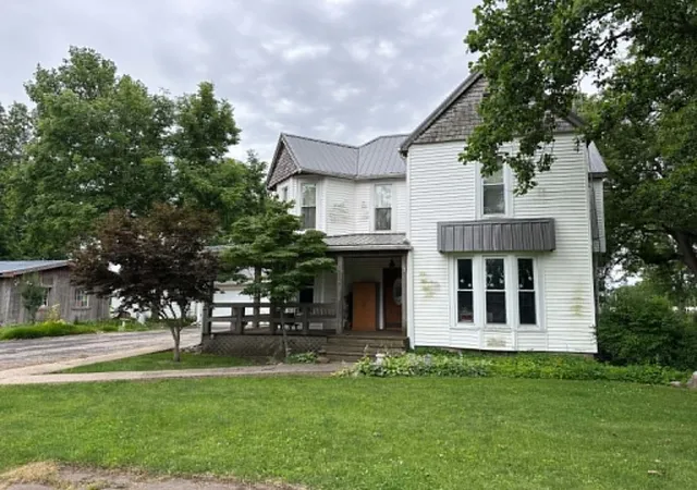 Homes for sale in Newman, IL | 704 W Green St, Newman, IL 61942 | MLS# 12688044