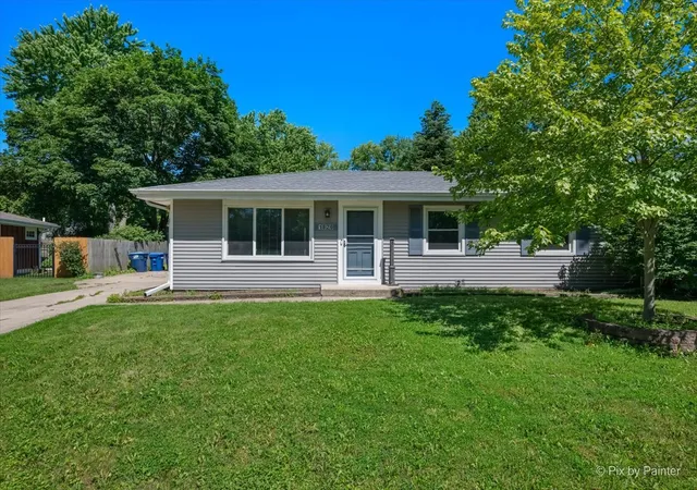 Homes for sale in St. Charles, IL | 1820 Forrest Blvd, St. Charles, IL 60174 | MLS# 12688063