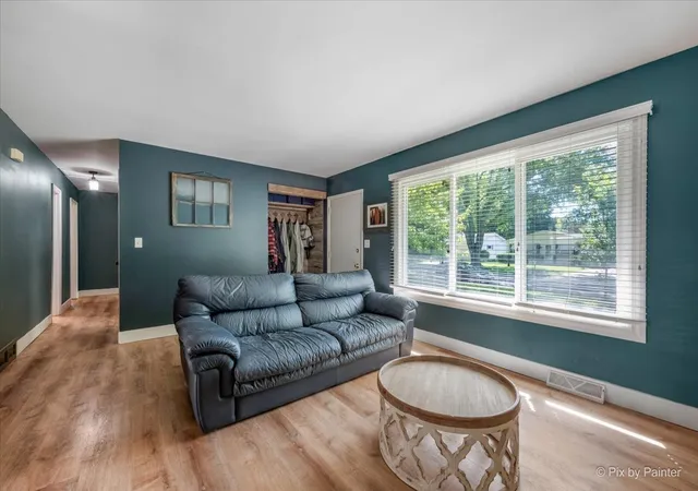 Homes for sale in St. Charles, IL | 1820 Forrest Blvd, St. Charles, IL 60174 | MLS# 12688063