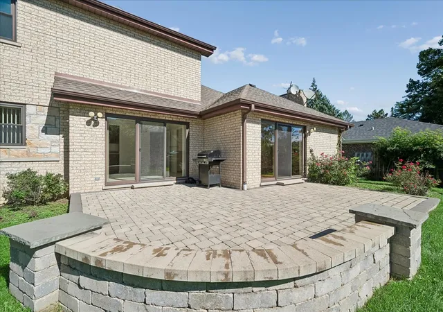 Photo 4 of Single family home for sale at 345 W Dempster St, Des Plaines, IL 60016 | MLS# 12688078 | Listing updated on 2026-10-07
