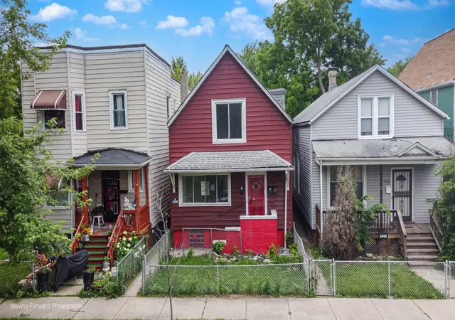 Homes for sale in Chicago, IL | 6942 S Eggleston Ave, Chicago, IL 60621 | MLS# 12688085