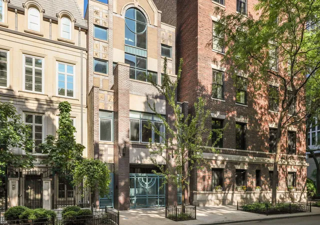 1st image of 1239 N State Pkwy #2, Chicago, IL 60610 | MLS# 12688117