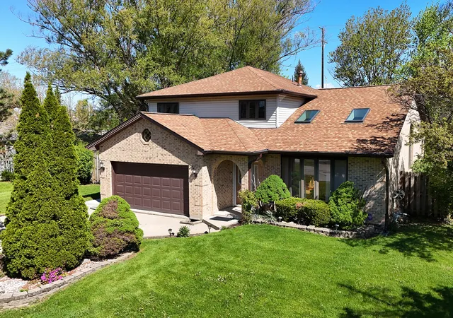 1st image of 160 Aster Ln, Hoffman Estates, IL 60169 | MLS# 12688147