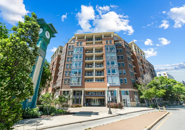 Homes for sale in Chicago, IL | 437 W Division St #814, Chicago, IL 60610 | MLS# 12688191