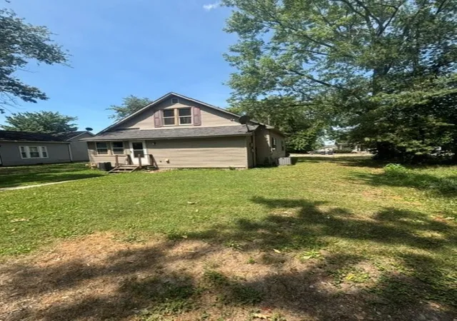 4th image of 407 N Madison St, West Frankfort, IL 62896 | MLS# 12688192