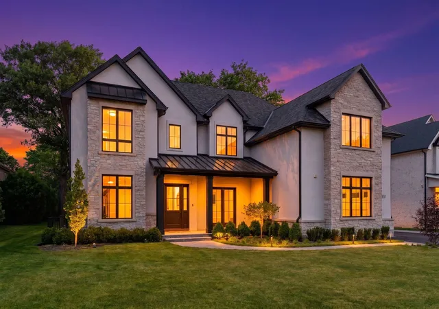 2nd image of 3890 Greenacre Dr, Northbrook, IL 60062 | MLS# 12688202