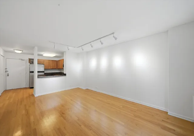 Homes for sale in Chicago, IL | 222 E Pearson St #707, Chicago, IL 60611 | MLS# 12688210