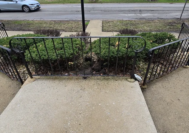 Photo 4 of Condo for sale at 9637 S Keeler Ave #1E, Oak Lawn, IL 60453 | MLS# 12688225 | Listing updated on 2026-07-01