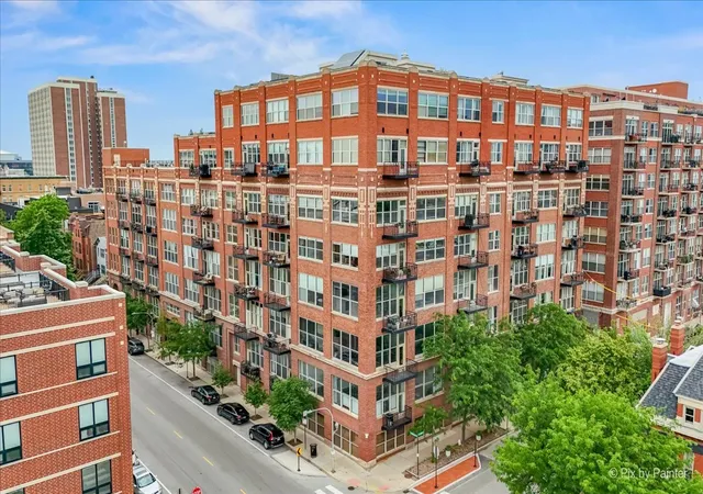Homes for sale in Chicago, IL | 1500 W Monroe St #422, Chicago, IL 60607 | MLS# 12688237
