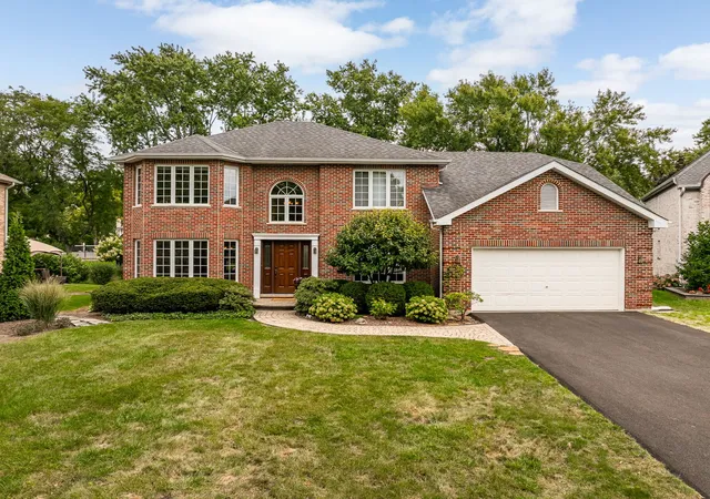 Photo 1 of Single family home for sale at 3925 Biltmore Rd, Downers Grove, IL 60515 | MLS# 12688240 | Listing updated on 2026-09-24