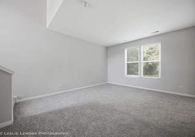 Homes for sale in Oswego, IL | 337 Devoe Dr #337, Oswego, IL 60543 | MLS# 12688253