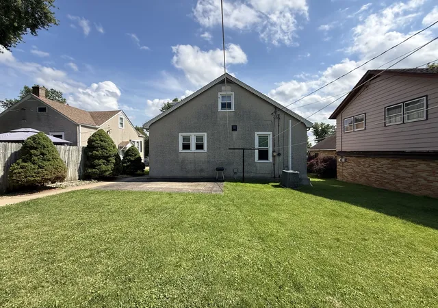 5th image of 304 E Minnesota St, Spring Valley, IL 61362 | MLS# 12688291