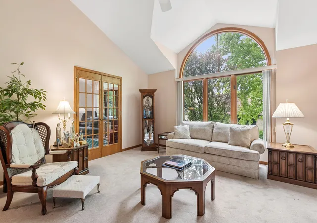 Homes for sale in Orland Park, IL | 11135 Shenandoah Dr, Orland Park, IL 60467 | MLS# 12688293