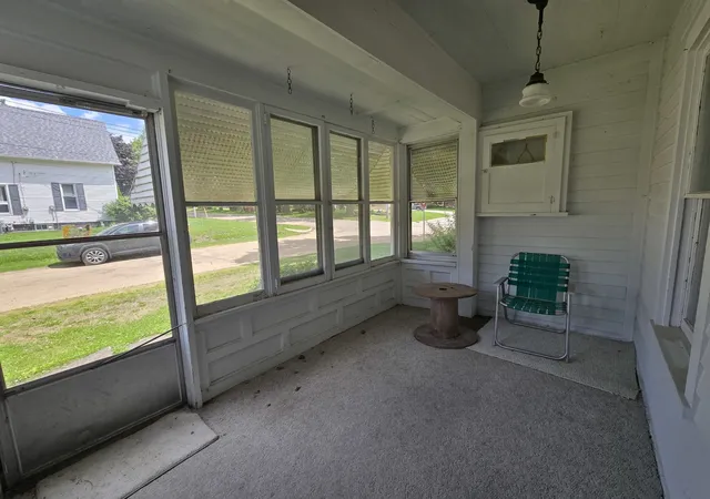 Homes for sale in Polo, IL | 402 W Dixon St, Polo, IL 61064 | MLS# 12688297
