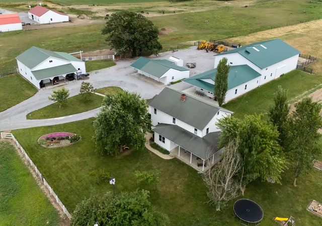 Homes for sale in Belle Rive, IL | 17057 E Saddle Club Rd, Belle Rive, IL 62810 | MLS# 12688302